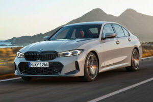 بي ام دبليو 320i