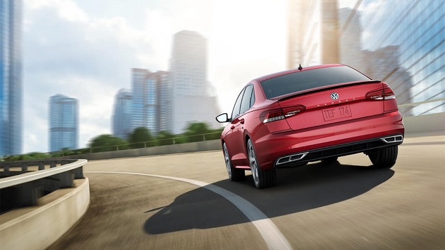 فولكس فاجن باسات