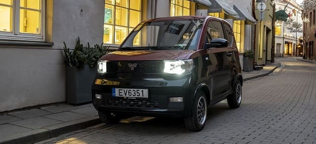 ويلينج ميني EV