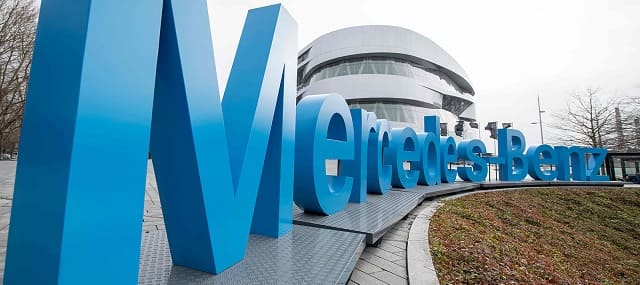 مرسيدس بنز جروب