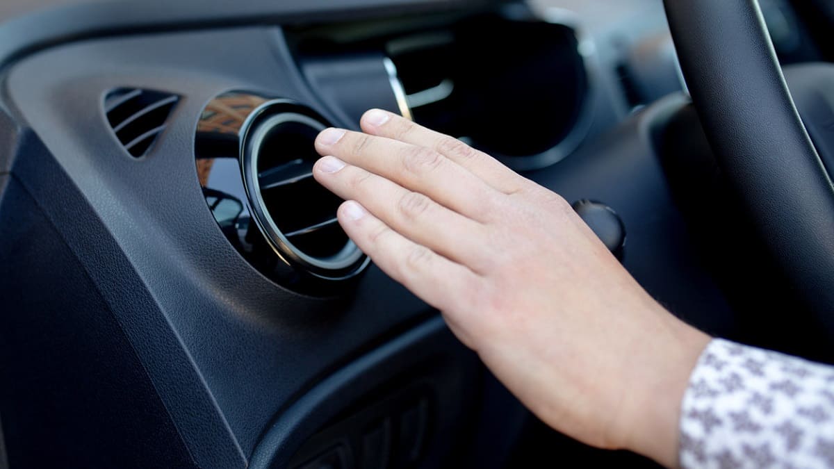 الحفاظ على مكيف هواء السيارة