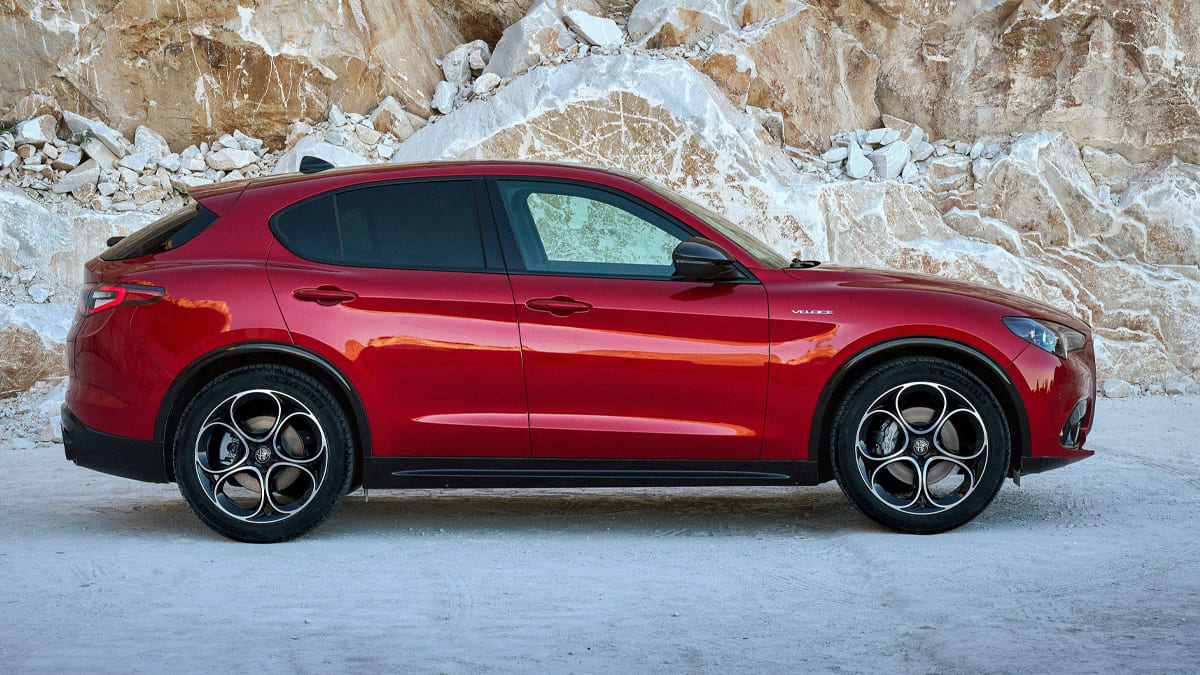 الفا روميو ستلفيو موديل 2026