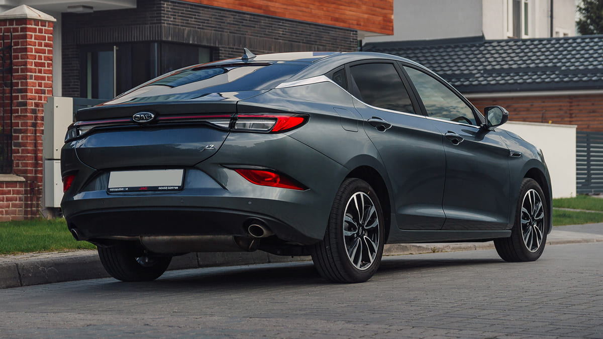 صيانة مجانية سيارات جاك